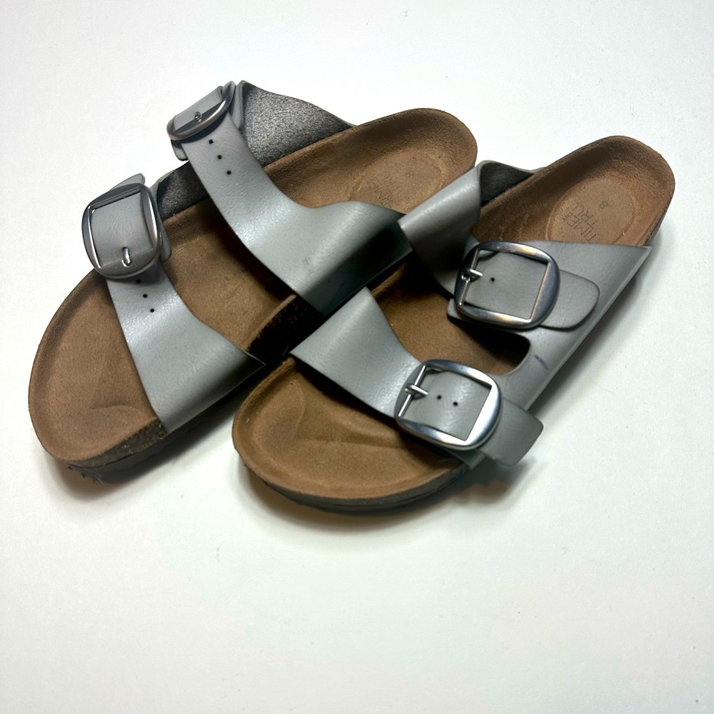 Birkenstock-style slides